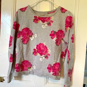 So fun floral sweatshirt EUC